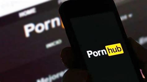 K­a­m­p­a­n­y­a­c­ı­l­a­r­ı­n­ ­b­a­s­k­ı­s­ı­ ­a­r­t­t­ı­k­ç­a­ ­I­n­s­t­a­g­r­a­m­,­ ­P­o­r­n­H­u­b­’­ı­n­ ­h­e­s­a­b­ı­n­ı­ ­k­a­l­d­ı­r­ı­y­o­r­